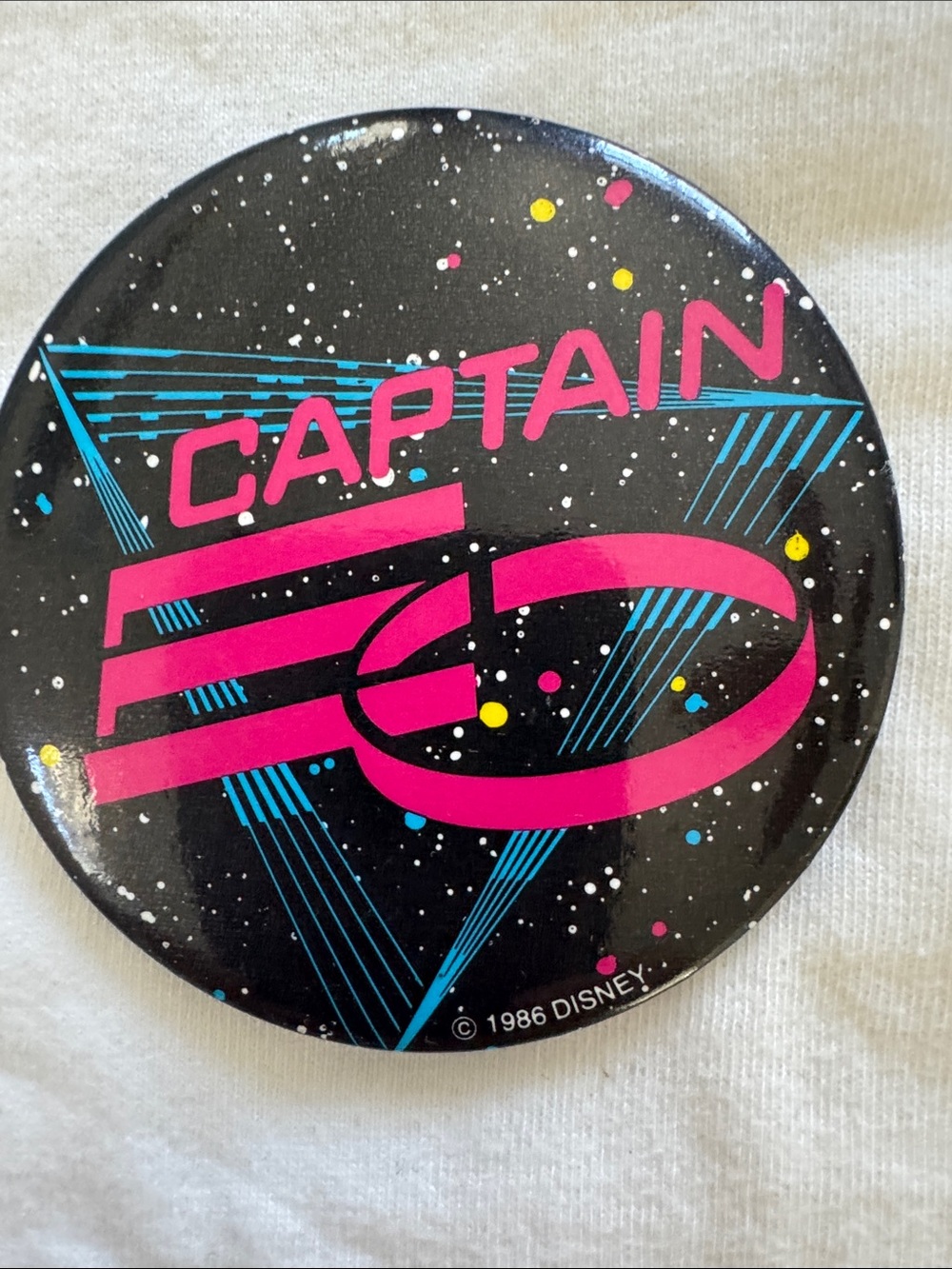 Captain EO Disneyland Vintage Tee, button &key chain-Michael Jackson themed ride - Picture 3 of 4
